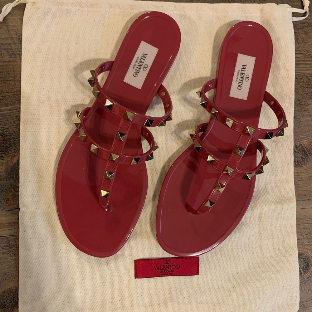 NWT Valentino Rockstud Sandals